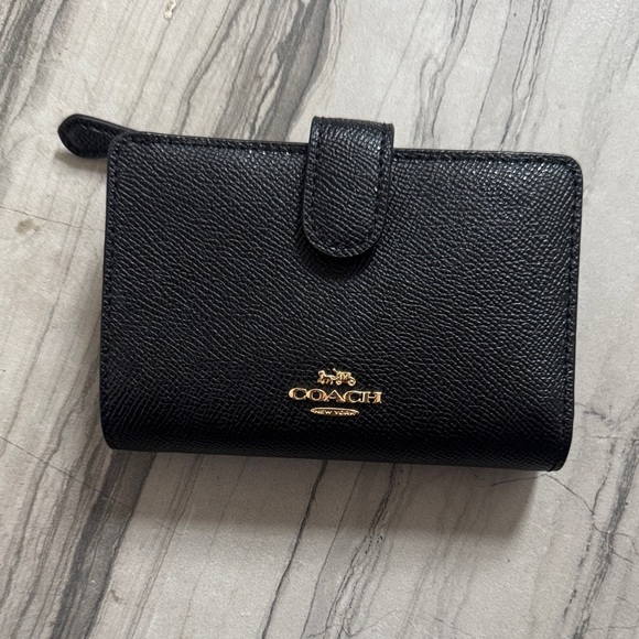 Coach Handbags - Coach Black Pebbled Leather Wallet